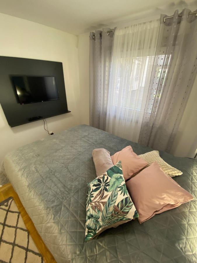 Santa Barbara Apartment Belgrad Exterior foto